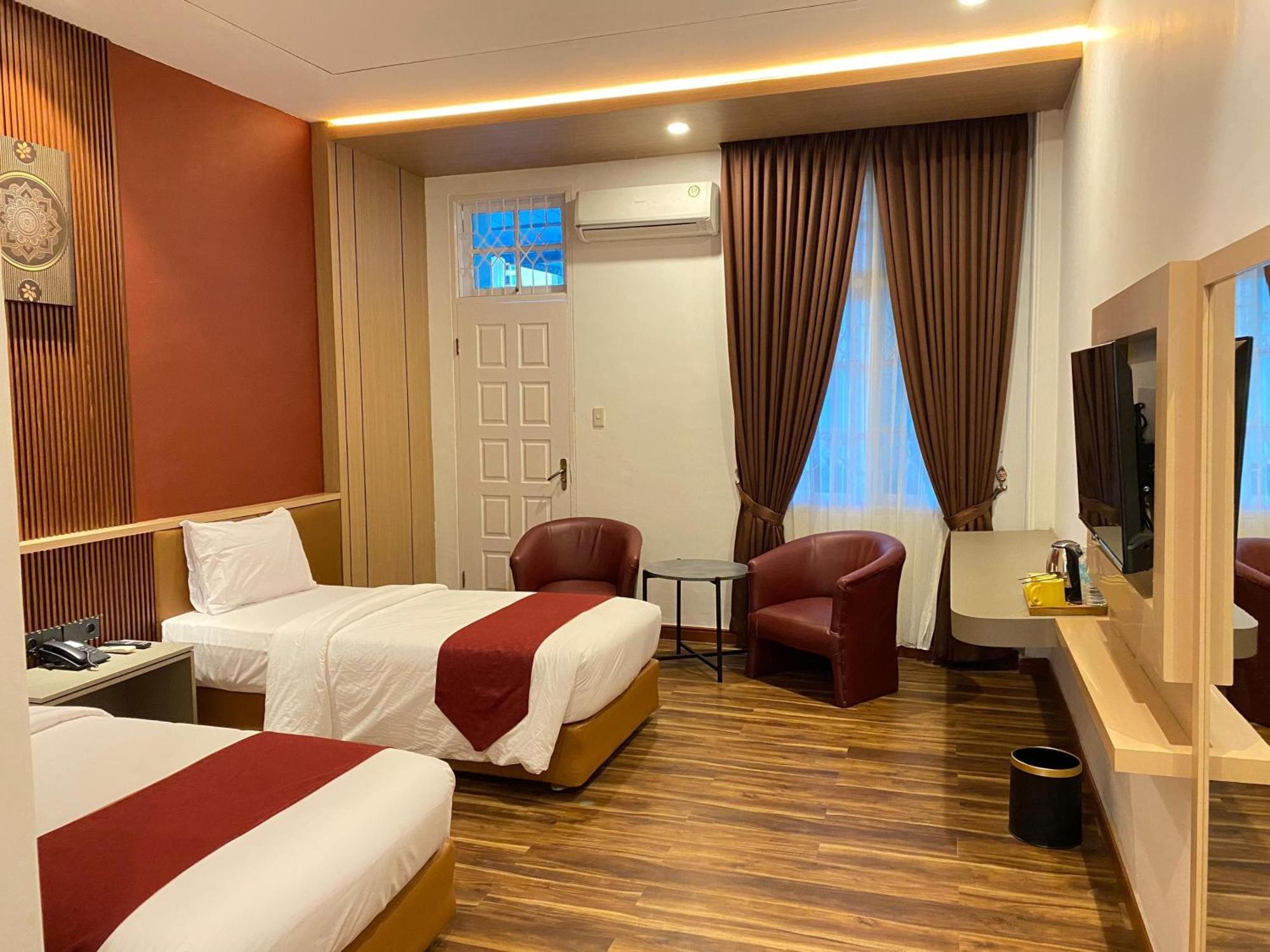 Parkside Meuligoe Hotel Meulaboh Esterno foto